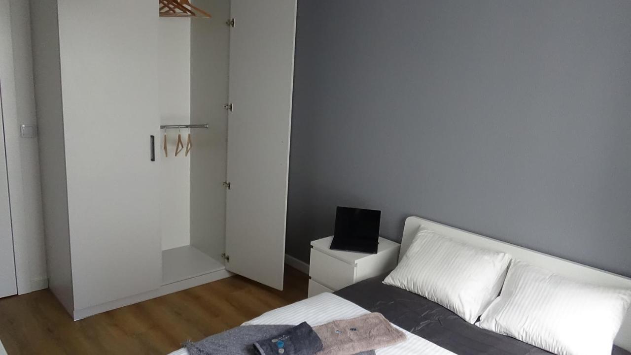 Esperion 7 Days Lägenhet Warszawa Exteriör bild