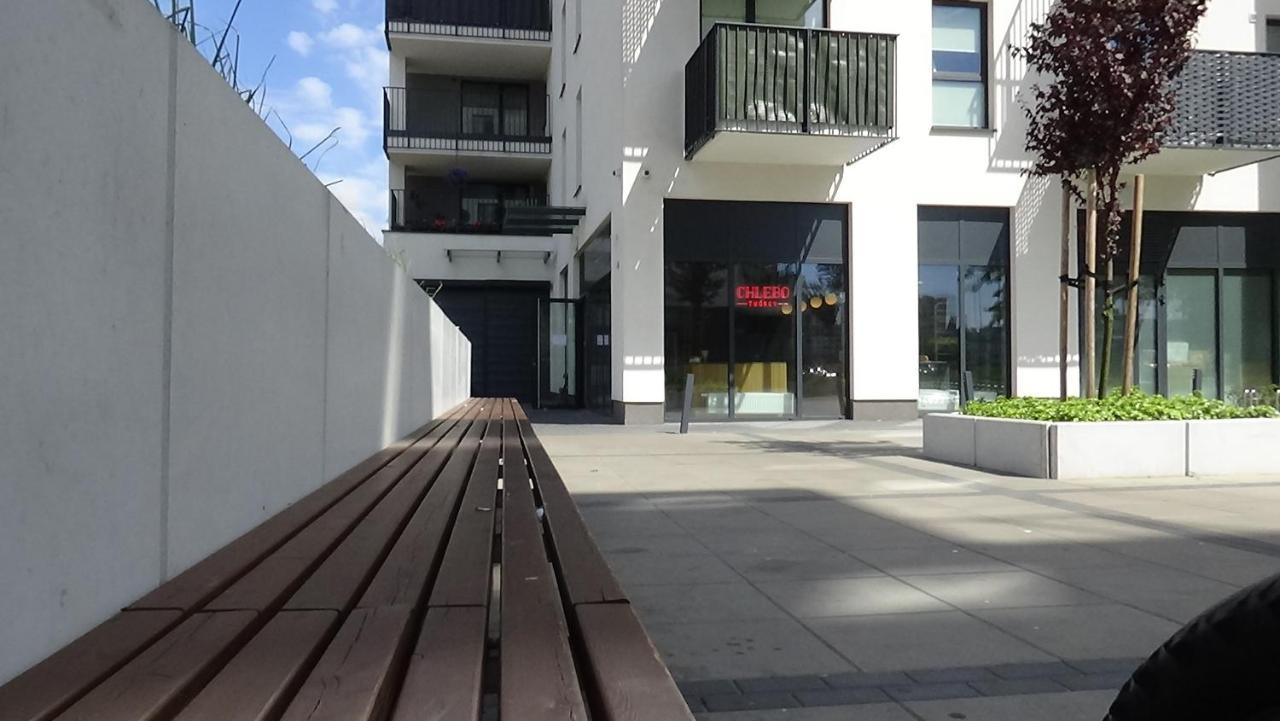 Esperion 7 Days Lägenhet Warszawa Exteriör bild
