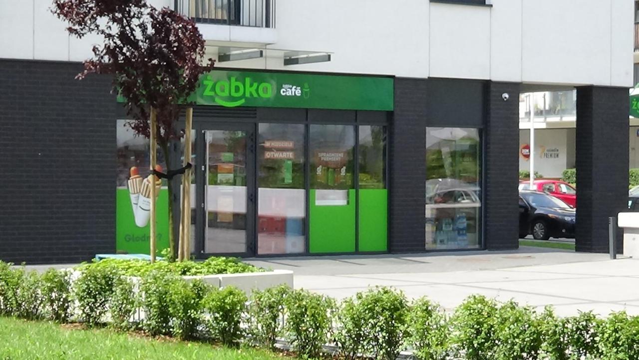 Esperion 7 Days Lägenhet Warszawa Exteriör bild