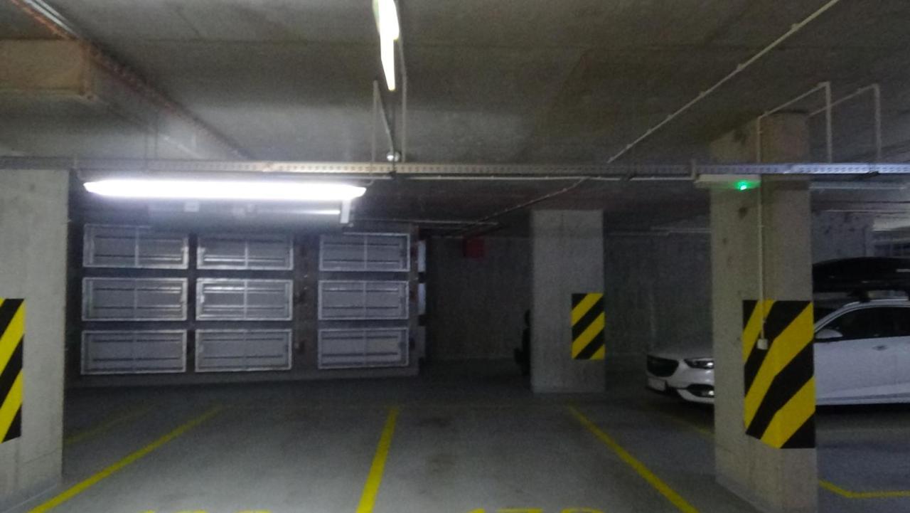 Esperion 7 Days Lägenhet Warszawa Exteriör bild