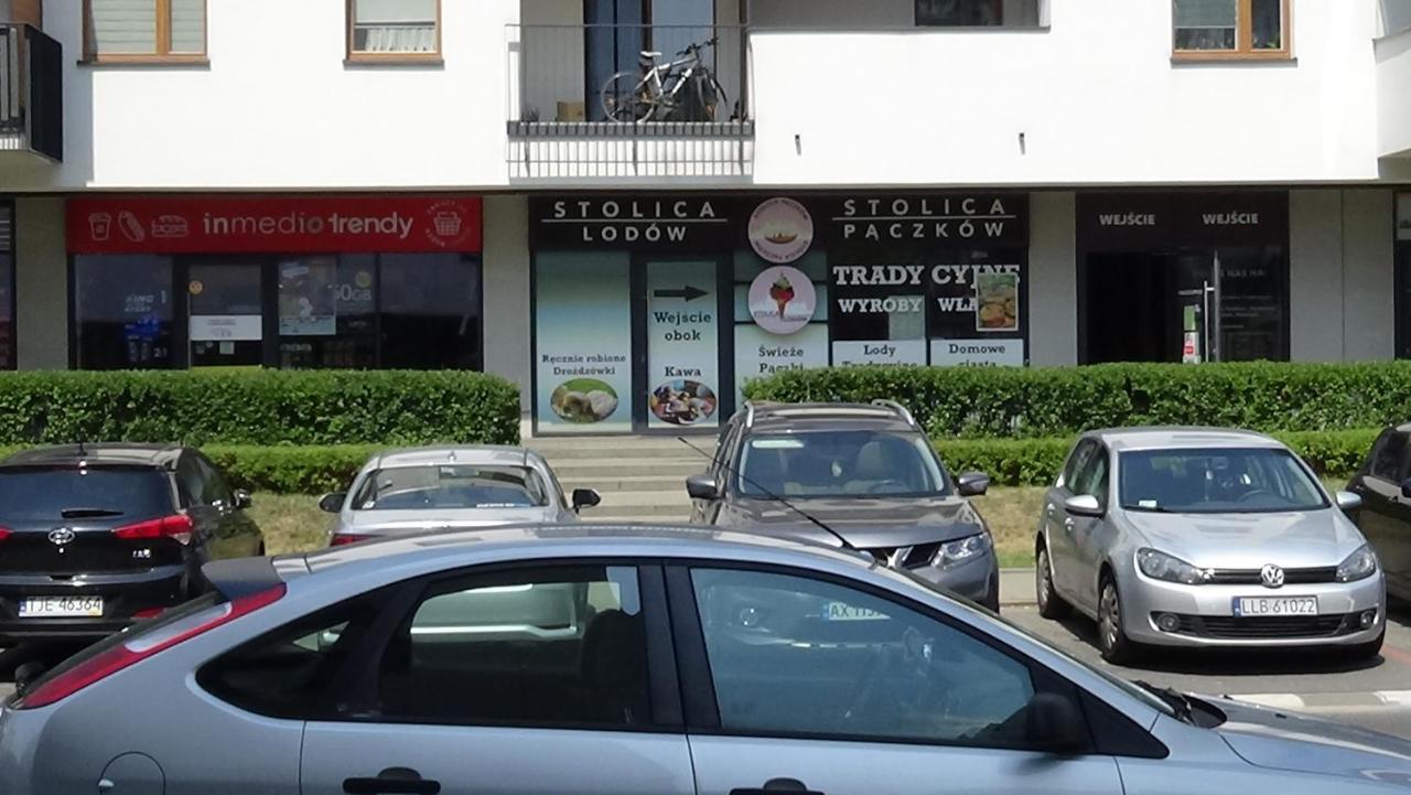 Esperion 7 Days Lägenhet Warszawa Exteriör bild